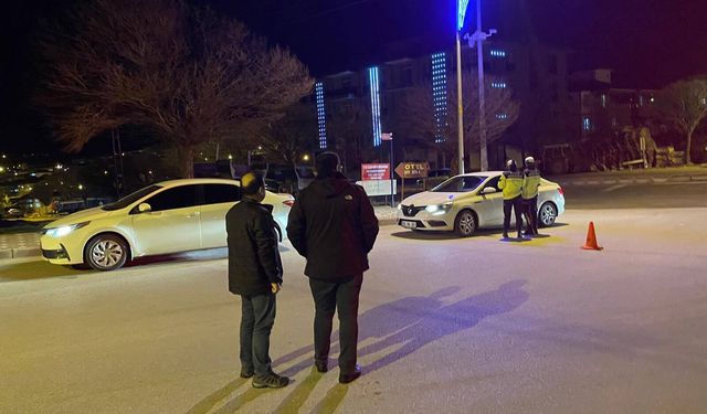 Yozgat'ın O İlçesinde Kaymakam Trafik Denetimine Katıldı