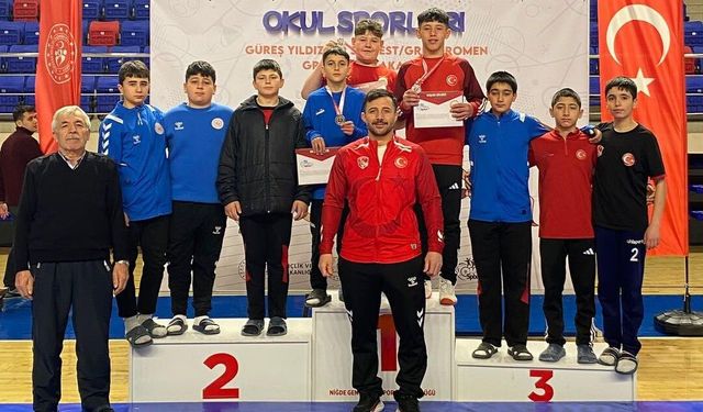 Yozgatlı Güreşçiler 66 Puanı Topladı, Türkiye Şampiyonluğu Yolu Açıldı