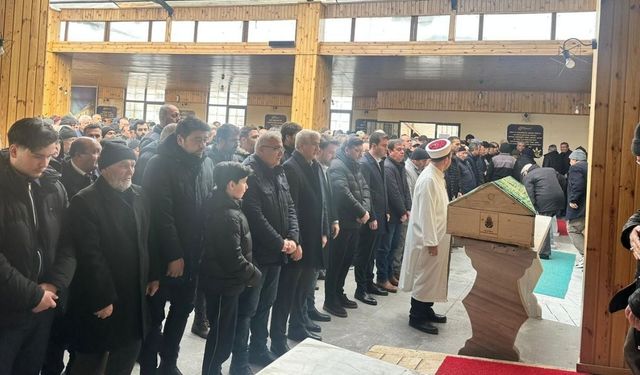 Yozgatlı Öğretmen Son Yolculuğuna Uğurlandı