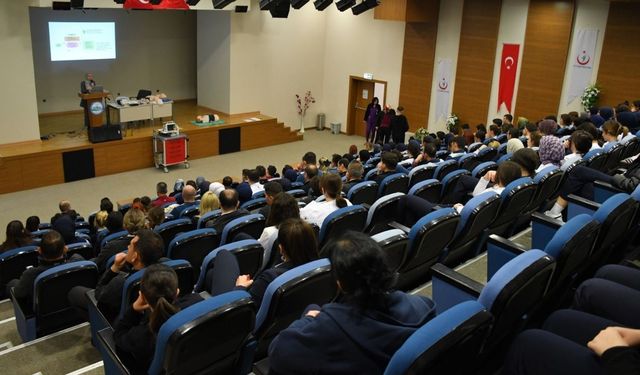 Yozgat’ta Dikkat Çeken Eğitim: Sağlık Ekiplerine Kritik Müdahale Bilgileri Verildi