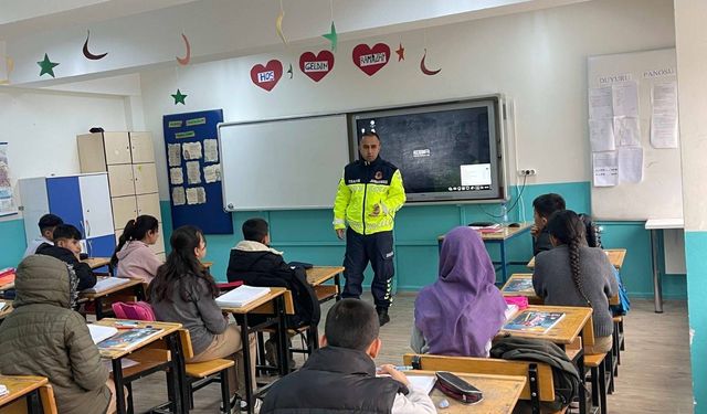 Yozgat'ta Jandarma Emniyet Kemerine Dikkat Çekti