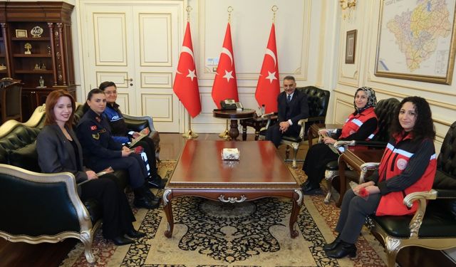 Yozgat’ta Kadınların Fedakarlığı Makamda Kutlandı ve Teşekkür Edildi