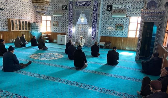 Yozgat’ta Manevi Buluşma: İl Müftüsü Derbent Köyünde Vatandaşlarla Buluştu