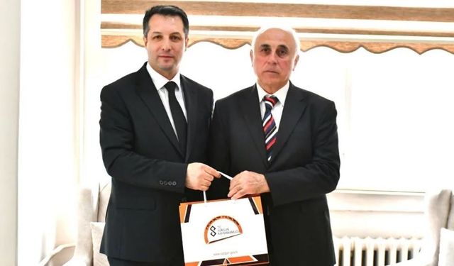 Yozgat'ta Müdür Celal Katipoğlu İçin Veda Yemeği Düzenlendi