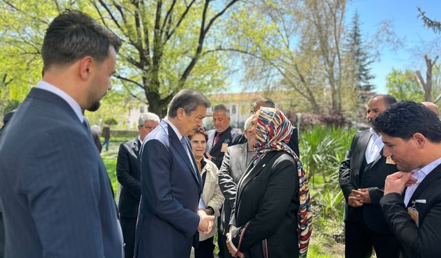 İYİ Parti Milletvekili Kayalar, Yozgatlıları Ağırladı