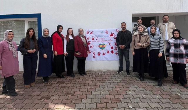 Sarıkaya'da Dünya Otizm Farkındalık Günü Etkinliği Düzenlendi