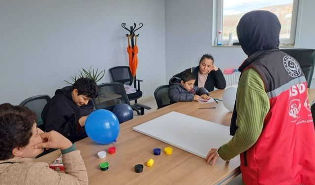 Yerköy'de Otizm Farkındalık Günü'nde Anlamlı Etkinlik