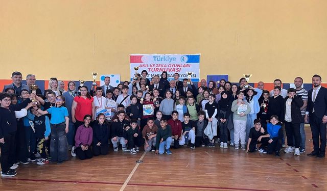 Yozgat'ta 8. Türkiye Akıl ve Zeka Oyunları İl Finali Coşkusu