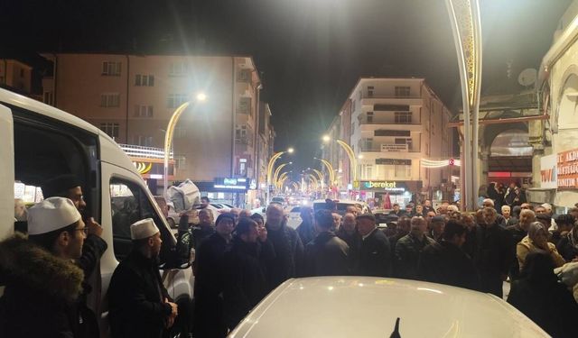 Yozgat’ta Manevi Yolculuk Başladı: İlk Hac Kafilesi Uğurlandı