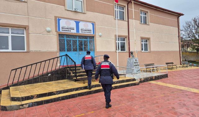 Yozgat’ta Okul Çevreleri Mercek Altında: Şüphelilere Kimlik Kontrolü