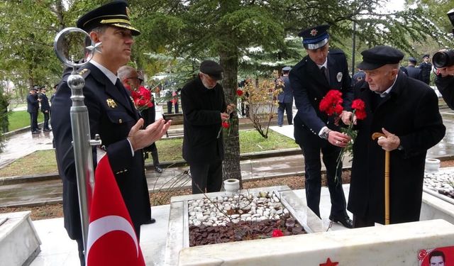 Yozgat’ta Yürek Burkan Tören: Polis Teşkilatı Yıl Dönümünde Şehitler Anıldı