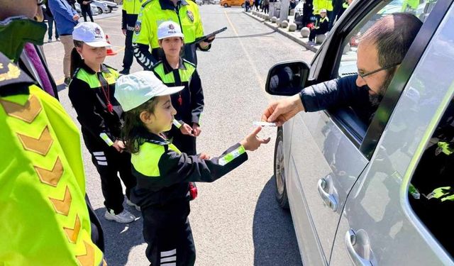Yozgat’ta Trafik Haftası Eğitimlerle Kutlanıyor
