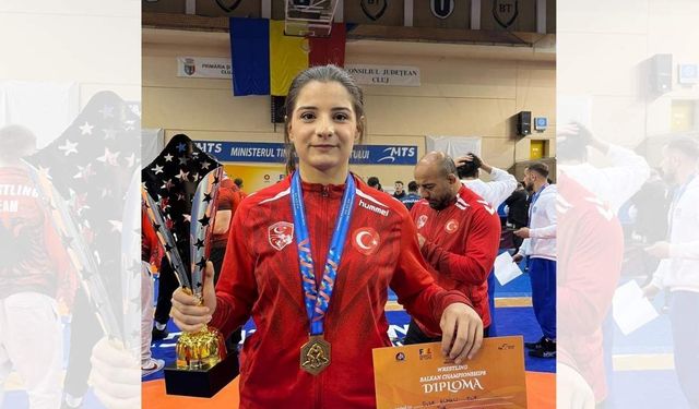 20 Yıl Sonra Bir İlk! Yozgatlı Güreşçi Elif Sude Elmalı Avrupa'da Türkiye'yi Temsil Edecek