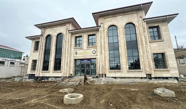Çekerek İlçe Emniyet Müdürlüğü Hizmet Binası İnşaatı Hızla Devam Ediyor