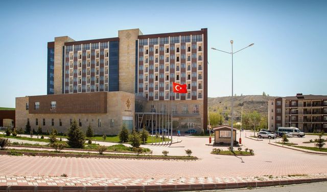 Yozgat’ta Acı Kayıp: İş İnsanı Fettah Kayhan’ın Vefatı Üzüntü Yarattı