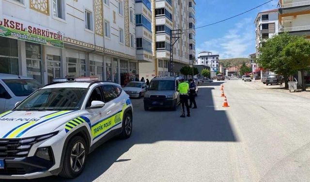 Şefaatli'de Emniyet Müdürlüğü Tarafından Şok Uygulama Gerçekleştirildi