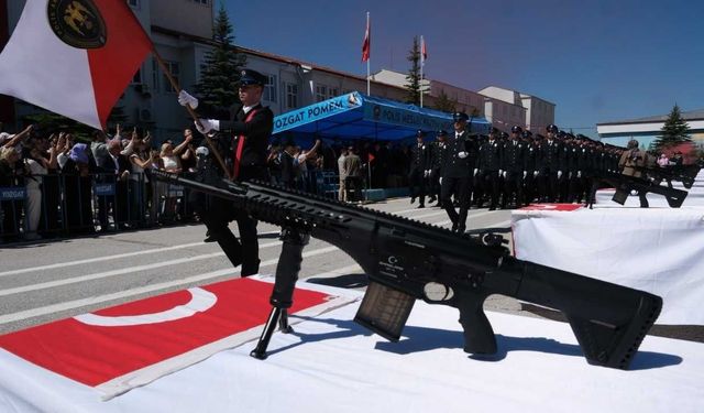 Yozgat'ta Duygusal Anlar: Yüzlerce Genç Aynı Anda Yemin Etti!