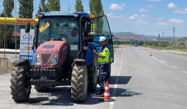 Yozgat’ta Jandarmadan Sürücülere Özel Eğitim: Farkında Olmadan Hayatınızı Riski Atmayın!