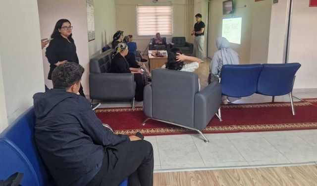Yozgat’ta Kuşaklar Buluştu! Üniversiteli Genç Anlattı Huzurevi Sakinleri Dinledi