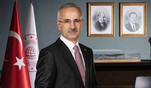 Uraloğlu: Tankların Önüne Yatan Yiğitler Vatan Hainlerine Geçit Vermedi