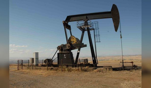 Brent Petrol 4 Haftanın Zirvesinde: Yozgat'ta Gözler Akaryakıt Zamlarında