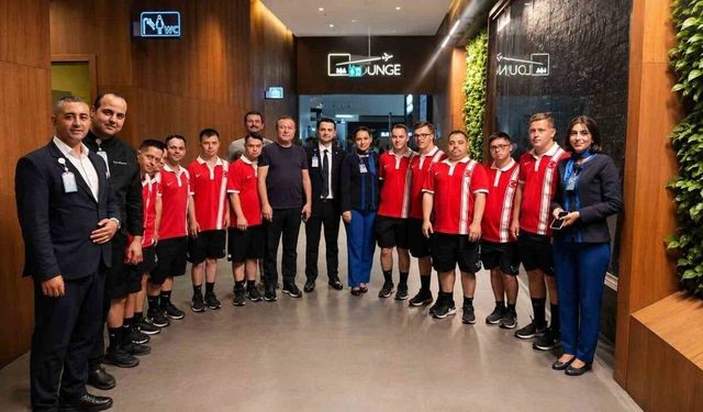 Down Futsal Milli Takımı'ndan Genuine Cup için ABD'ye hareket: "Yolun sonu başarı olsun"