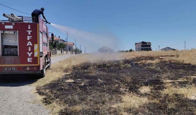Yozgat'ta Ot Yangını Korkuttu