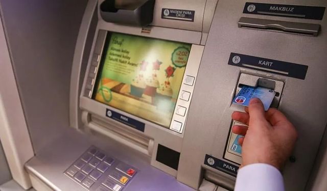 ATM'lerde Yeni Dönem! Kart ve Şifre Kullanımı Değişiyor