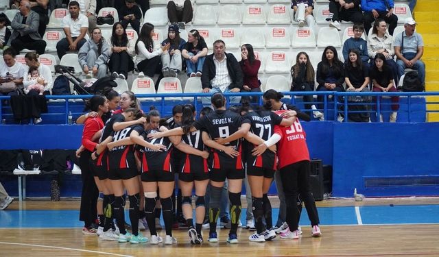 Bozok’un Melekleri Süper Lig’e Damga Vurdu: Yozgat GSK’den Muhteşem Açılış!