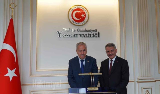 Bülent Arınç Yozgat’a Geldi: Valilikteki Programı Gerçekleşti