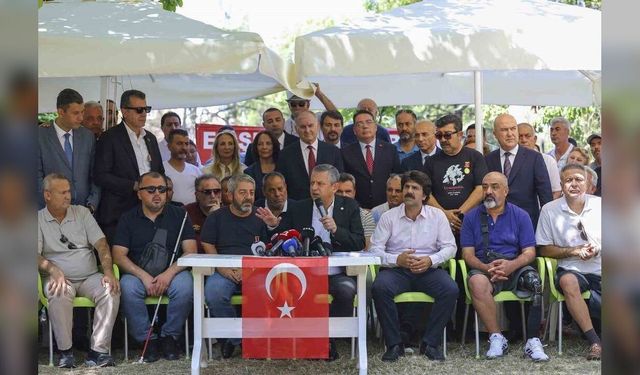 Özgür Özel: "Şehit ailelerinin gözüne bakamayacağımız işin içinde olmayız"