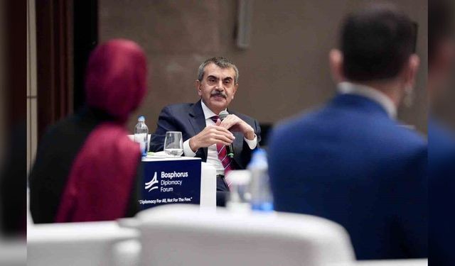 Bakan Tekin: Ramazan etkinliklerine "gerici, sapkın azınlık" diyenler hakkında suç duyurusu