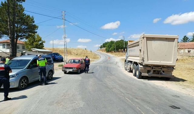 Yozgat Boğazlıyan'da Köy Yollarında Jandarma Denetimi Elden Bırakmıyor