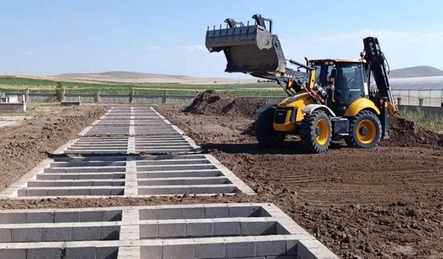 Yozgat'ın O Beldesinde Mezarlıklar Güçlendiriliyor