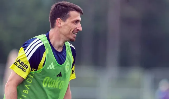 Cezası biten Mert Hakan Yandaş Fenerbahçe formasına kavuşuyor
