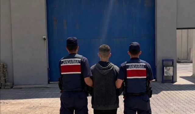 Yozgat'ta JASAT Operasyonu! 5 Yıl 8 Ay Hapis Cezası Bulunan Firari Yakalandı