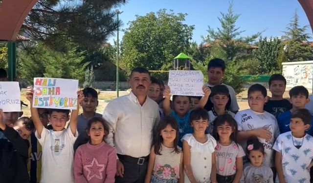 Sorgunlu Çocuklardan Başkan Ekinci’ye Halı Saha Çağrısı: “Sizi Parkımıza Bekliyoruz”