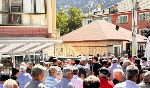 Konya’da Feci Kaza: Kaskına Arı Giren Motosikletli Yayaya Çarptı