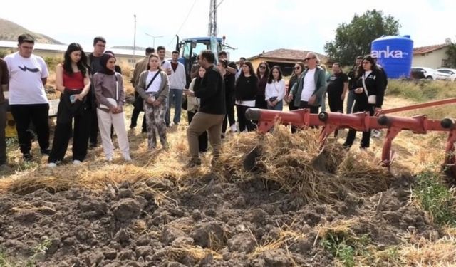 Toprakla Buluşan Gençler Yozgat'ta Sürpriz Bir Çalışmaya İmza Attı