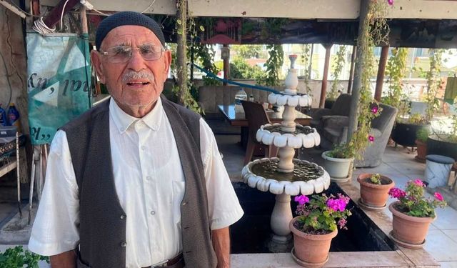 Yozgatlı Asırlık Çınardan Uzun Yaşamın Sırrı: "Doktor Yüzü Görmedim, Sırrım Bu Yemekte"