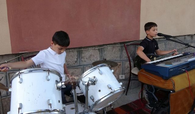 Yozgatlı Minik Müzisyenler Düğünlerin Gözdesi Oldu