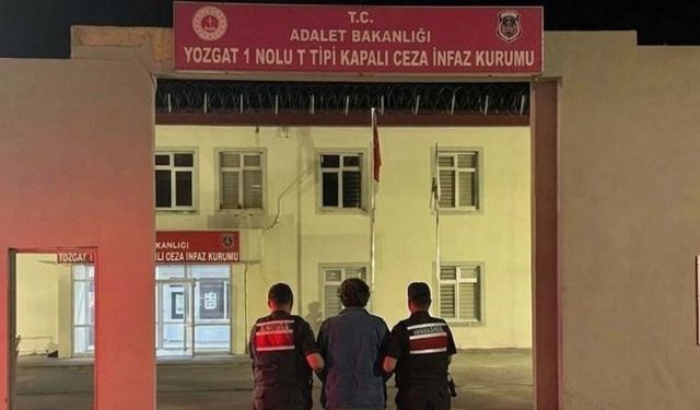 Yozgat’ta 15 Yıl 4 Ay Kesinleşmiş Hapis Cezası Bulunan Firari Yakalandı