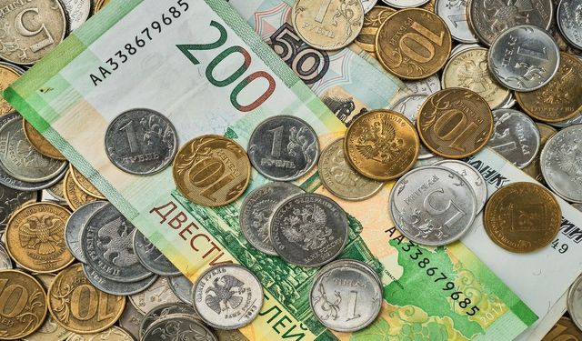 Döviz Kurlarında Hareketlilik: İşte 6 Para Biriminin Fiyatı