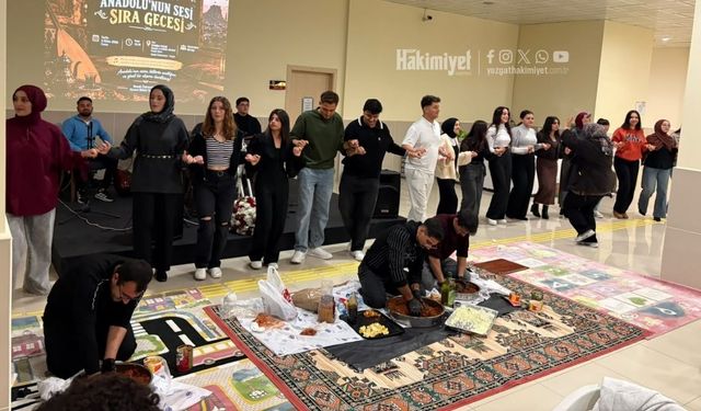 YOBÜ’de Sıra Gecesi Coşkusu: Farklı Şehirlerden Gelen Öğrenciler Aynı Sofrada Buluştu