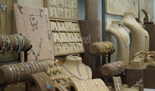 Yozgat Piyasasında Gram Gümüş Geriledi: Fiyatlar 86,5 TL Seviyesine Çekildi