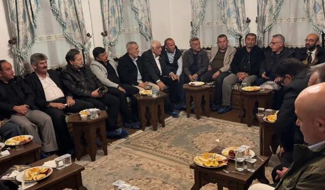 Yozgat'ta Muhtarlar Başkan Arslan'la Buluştu: Mahalle Sorunları Anlatıldı