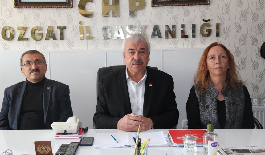 CHP'li İl Başkanı Yaşar, eğitimdeki sorunlara dikkat çekti