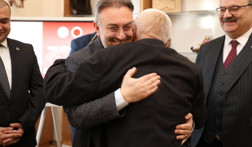 Vefa Üniversitesi ilk mezunlarını verdi