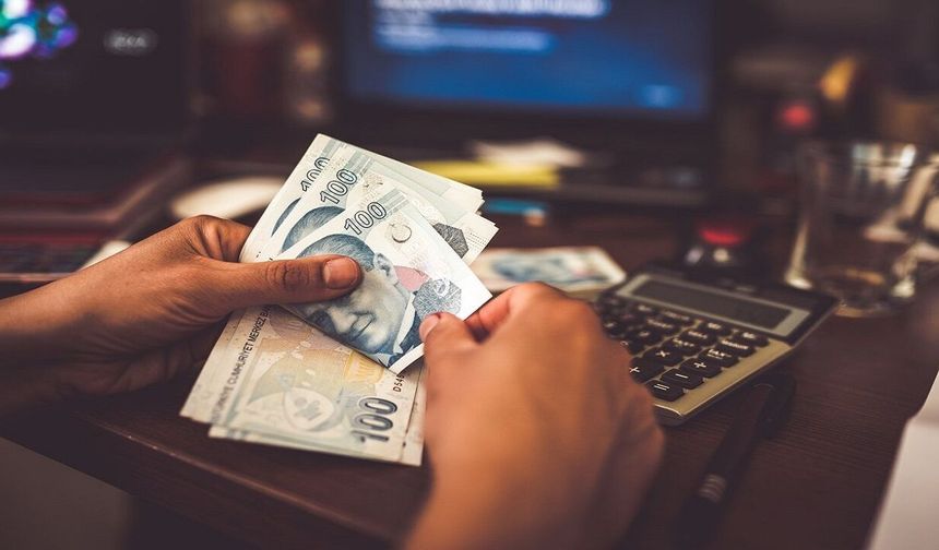 Emekli maaşını taşıyanlara 32 bin TL'ye varan ödeme! İşte bankaların yeni teklifleri