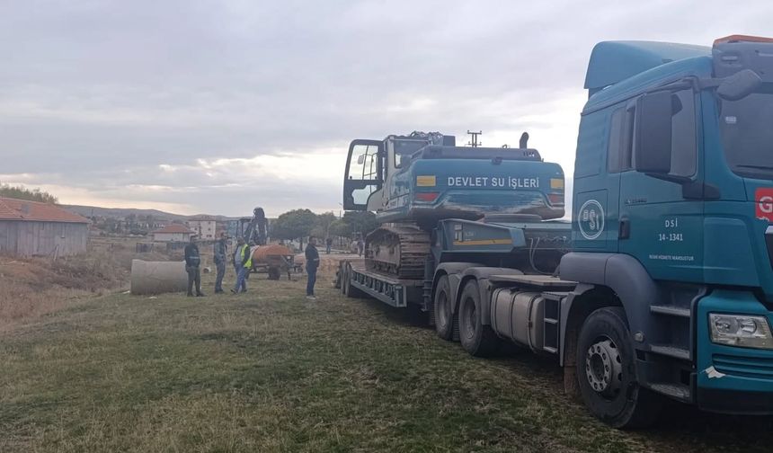 Doğankent'te Dere Islah Çalışmaları Başladı